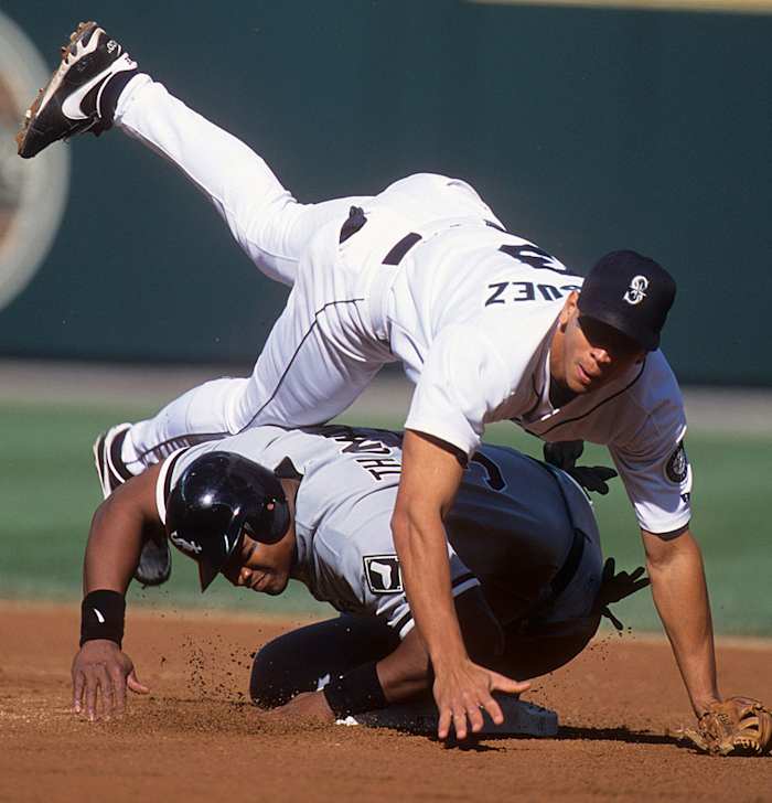 2000-ALDS-Alex-Rodriguez-Frank-Thomas-001068022.jpg